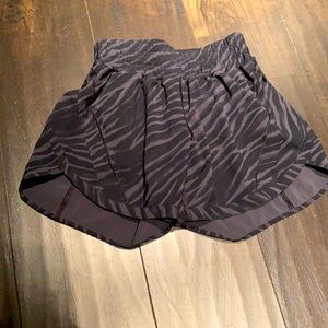 Lululemon shorts size 0.